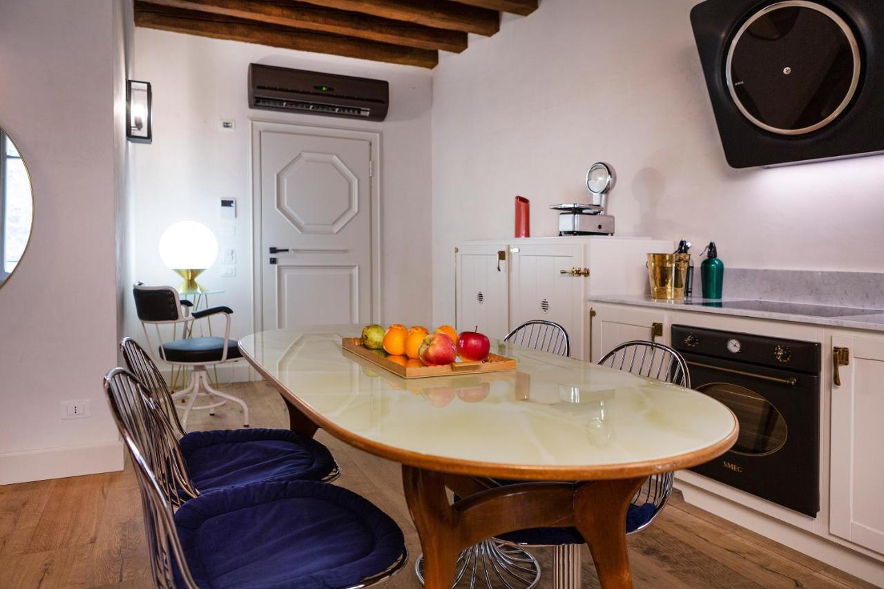 Residenza Palazzo Brenzoni Lägenhet Verona Exteriör bild
